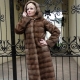  Mink coat na may hood