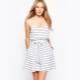 Maikling tag-init sundresses