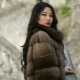 Mink coat na may sable