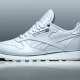 รองเท้าผ้าใบ Reebok White