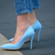 Mga Katamtamang Heels Pump