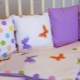 Paano maghugas ng pillow ng feather sa bahay?