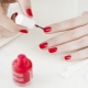 How much nail polish dries and how to speed up its drying?