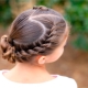 Mga magagandang hairstyles para sa Araw ng Ina
