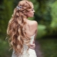 Hairstyles na may dumadaloy na buhok