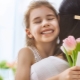 Tặng gì sinh nhật mẹ đỡ đầu?