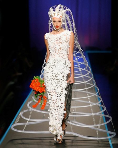 Wedding dress-cell