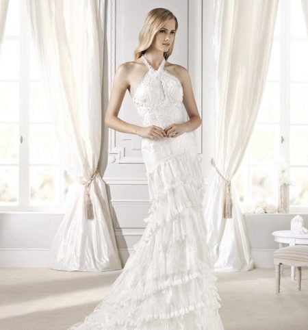 Váy cưới ren của La Sposa