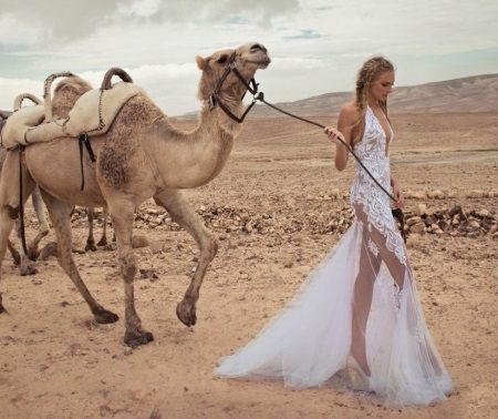 ชุดแต่งงานตรงไปตรงมาจาก Zoog Bridal