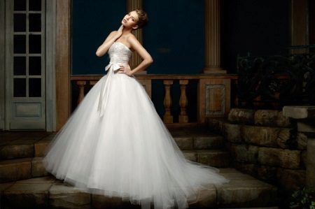 ชุดแต่งงานสุดหรูโดย Natalya Romanova