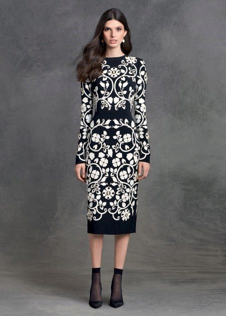 ชุดราตรีจาก Dolce & Gabbana midi