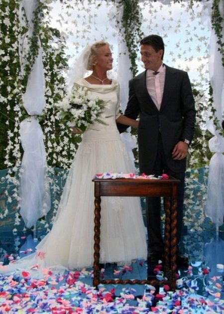ชุดแต่งงานกลูโคส