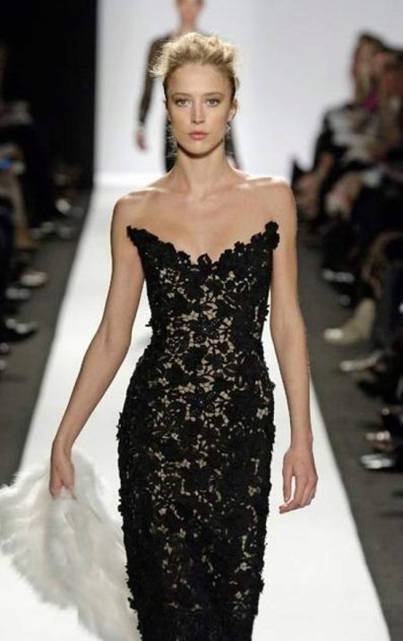 Váy dạ hội từ sàn catwalk