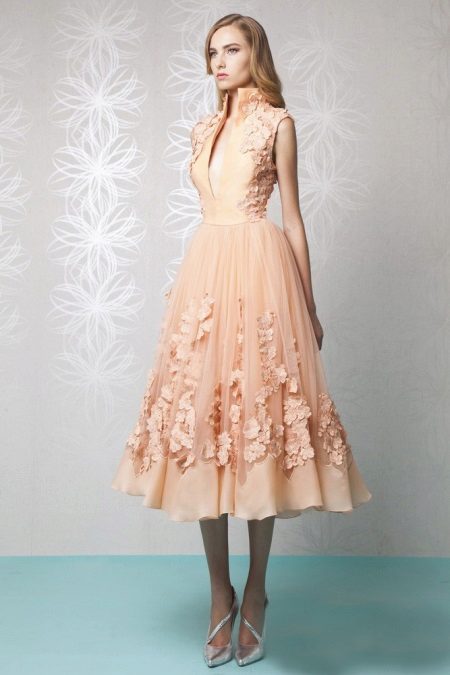 Evening dress for home celebration
