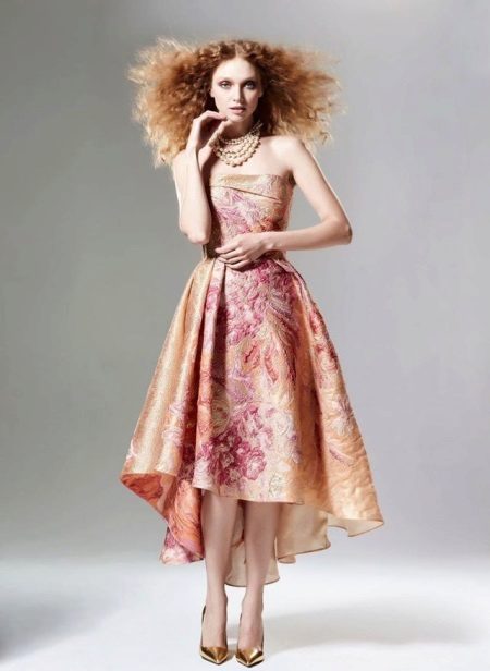 A string of pearls to midi dress