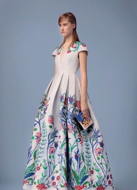 Magnificent dress with a print