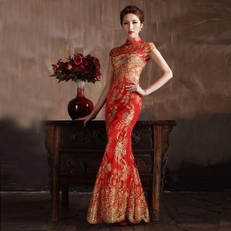 Áo dài đẹp màu đỏ theo phong cách Trung Hoa