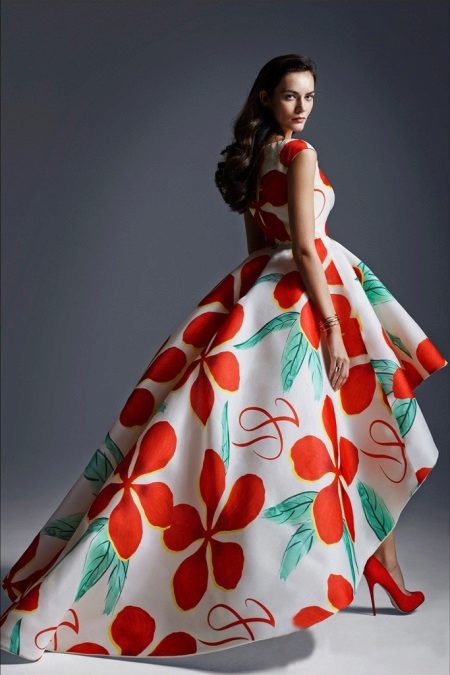 Damit na may malaking floral print maikli harap mahabang likod