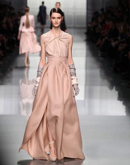 Silk dress beige