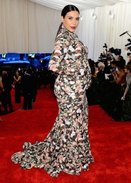 Floor-length knitted dress-year with a floral print with a long sleeve for pregnant women