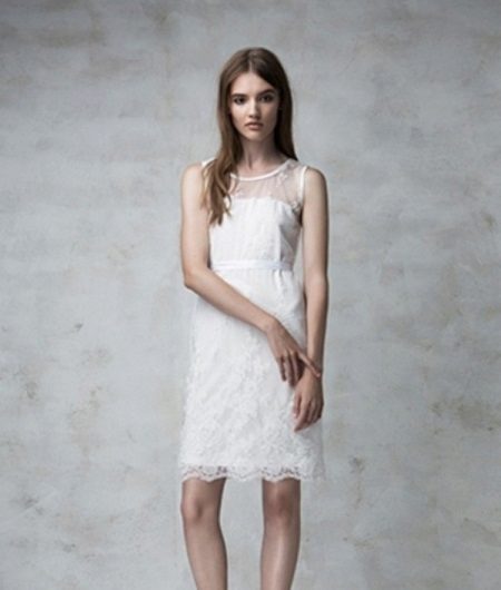 Lace Dress na may damit na walang manggas