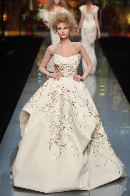 Dress with a corset fashionable