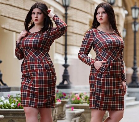 Dress with a checkered print for full