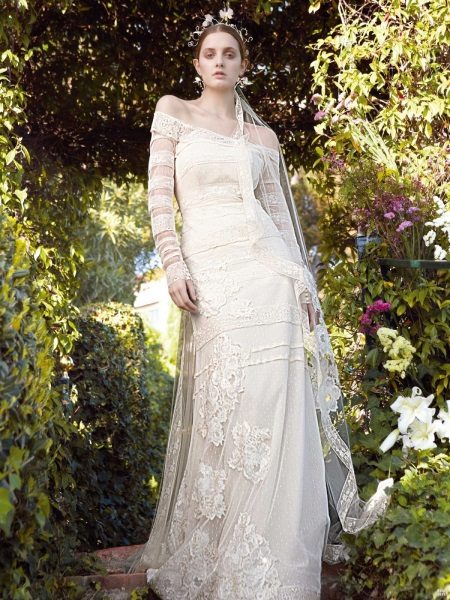 Ăn mặc theo phong cách cưới boho