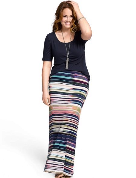 Kulay Guhit Long Skirt